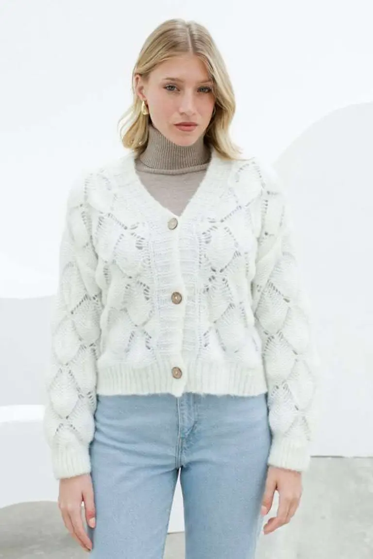 Chaqueta Tejida con Diseño de Hesed en Chaquetas para argentina