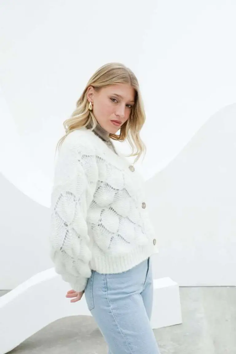 Chaqueta Tejida con Diseño de Hesed en Chaquetas para argentina