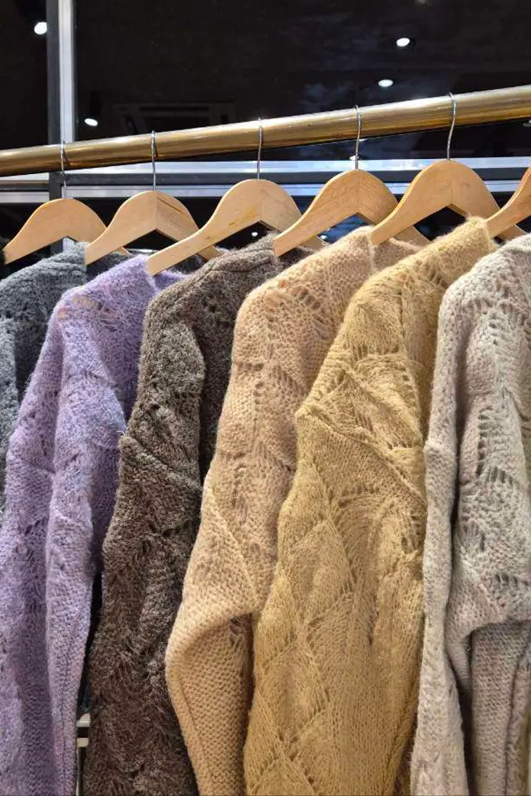 Chaqueta Tejida con Diseño de Hesed en Chaquetas para argentina