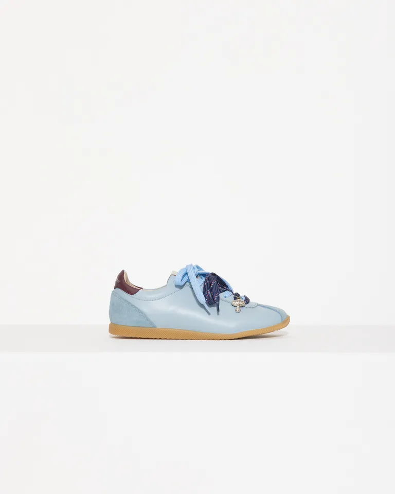 Zapatillas Lisboa: Calzado femenino con diseño contemporáneo y detalles destacados de Jazmin Chebar en Zapatillas para argentina