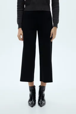 Pantalón recto fluido de Mango en Pantalones para argentina