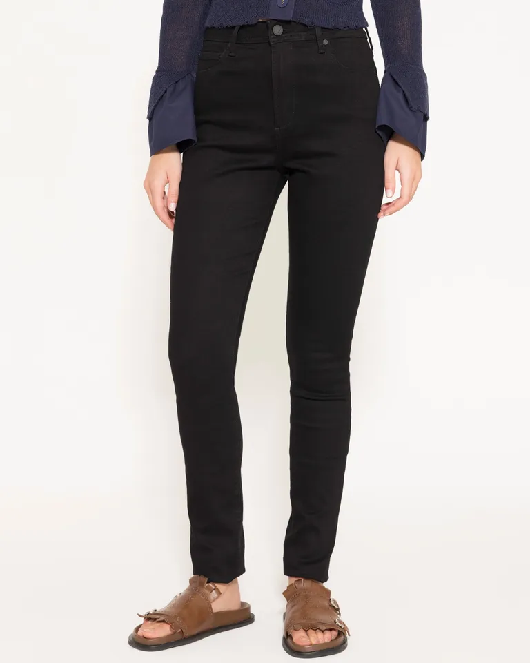 Pantalones negros chupín de tiro medio para mujer de Jazmin Chebar en Pantalones para argentina