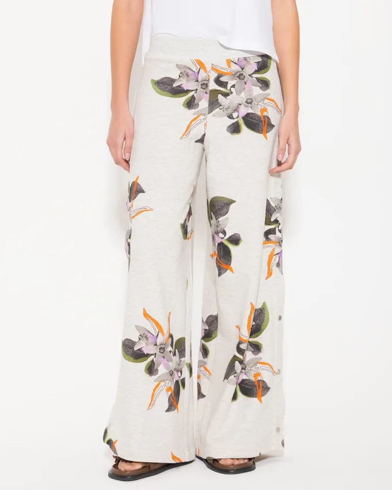 Pantalón estampado de corte amplio y cintura elástica para mujer de Jazmin Chebar en Pantalones para argentina