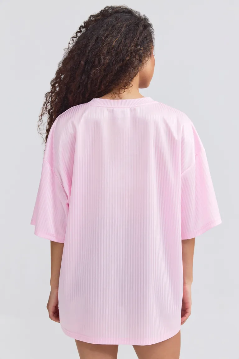 Remera piqué oversize rosa pastel de Oh Polly en Remeras para argentina