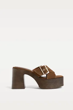 Sandalias plataforma tacón cuero de Stradivarius en Sandalias para argentina