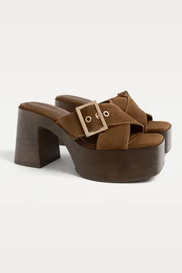 Sandalias plataforma tacón cuero de Stradivarius en Sandalias para argentina