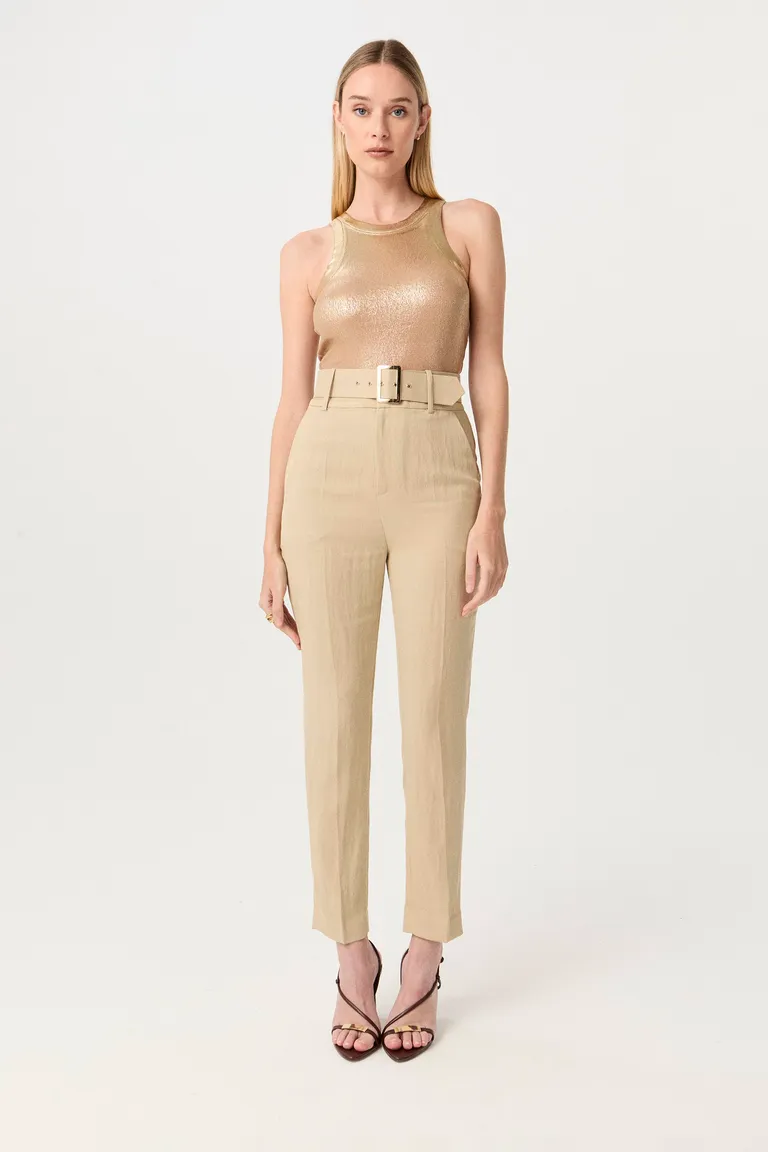 Musculosa anatómica con corte americano y estampa foil para mujer de Markova en Tops para argentina