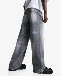 Jeans súper anchos de Bershka en Pantalones para argentina