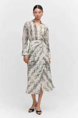 Vestido lyocell estampado serpiente de Mango en Vestidos para argentina
