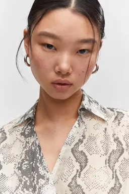 Vestido lyocell estampado serpiente de Mango en Vestidos para argentina