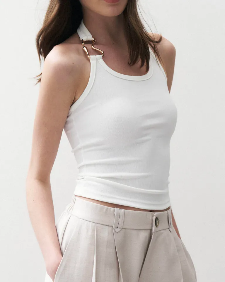 Top de cuello halter con escote redondo y argolla en la tira de Sky en Tops para argentina