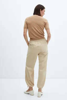 Pantalón parachute de Mango en Pantalones para argentina