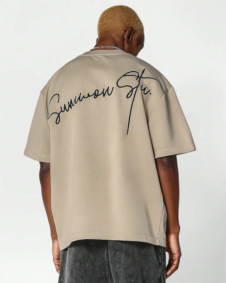 Remera suelta estampado trasero de Sumwon en Remeras y Polos para argentina