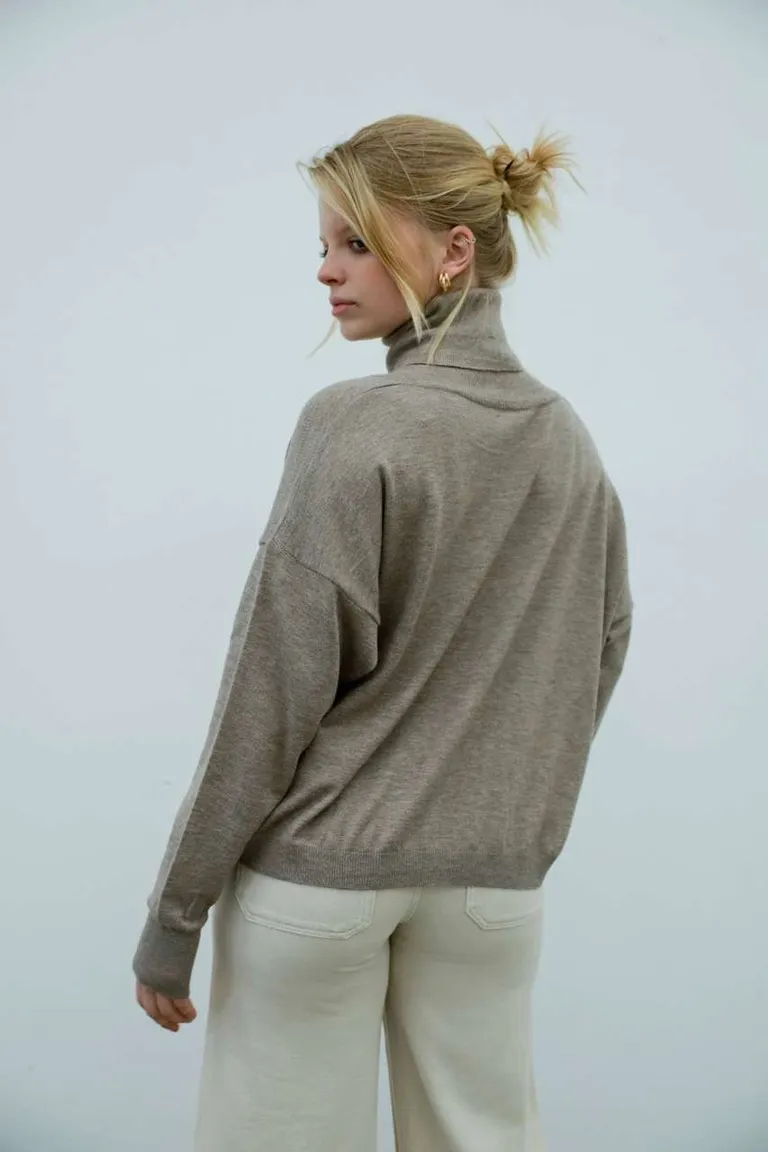 Polera de Bremer Ancha de Hesed en Buzos y Sweaters para argentina