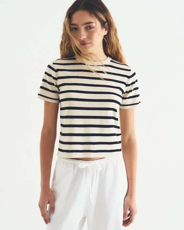 Remera manga corta con rayas horizontales diseño clásico cuello redondo de Sky en Remeras para argentina