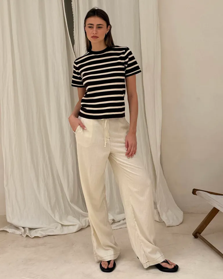 Remera manga corta con rayas horizontales diseño clásico cuello redondo de Sky en Remeras para argentina