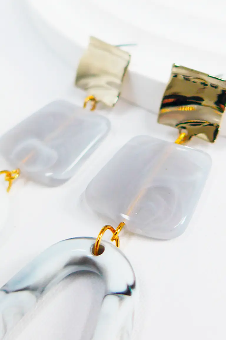 Aros Mármol Carey de Exotica Accesorios en Bijouterie para argentina