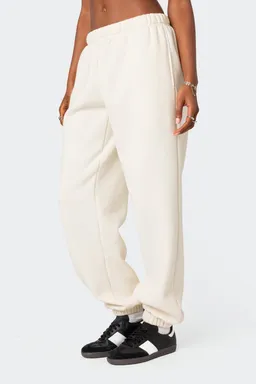 Pantalón buzo oversized clark de Edikted en Pantalones para argentina