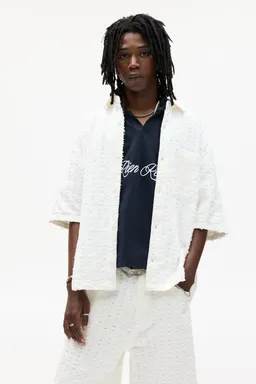 Camisa manga corta textura de Pull&Bear en Camisas para argentina