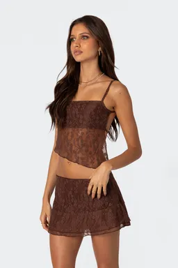 Musculosa encaje espalda abierta lyra de Edikted en Tops para argentina