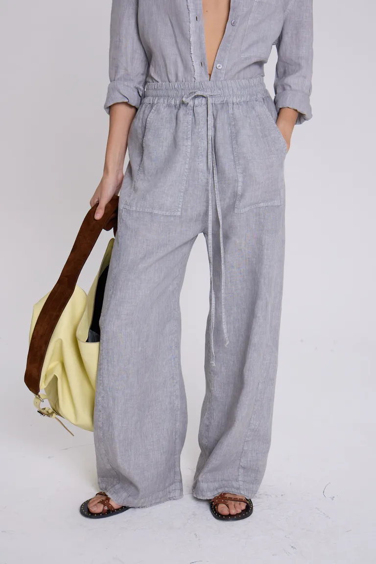 Pantalón gris de lino con corte oversize y cintura elástica de Maria Cher en Pantalones para argentina