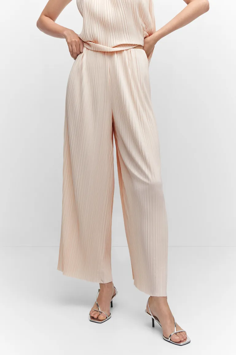 Pantalón wideleg plisado de Mango en Pantalones para argentina