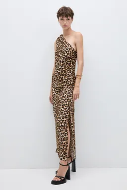 Vestido asimétrico animal print de Mango en Vestidos para argentina