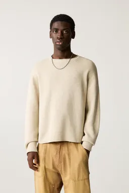 Jersey lavado raw edge de Pull&Bear en Buzos y Sweaters para argentina