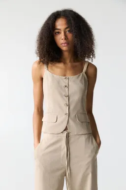 Chaleco tirantes a rayas de Pull&Bear en Chalecos para argentina