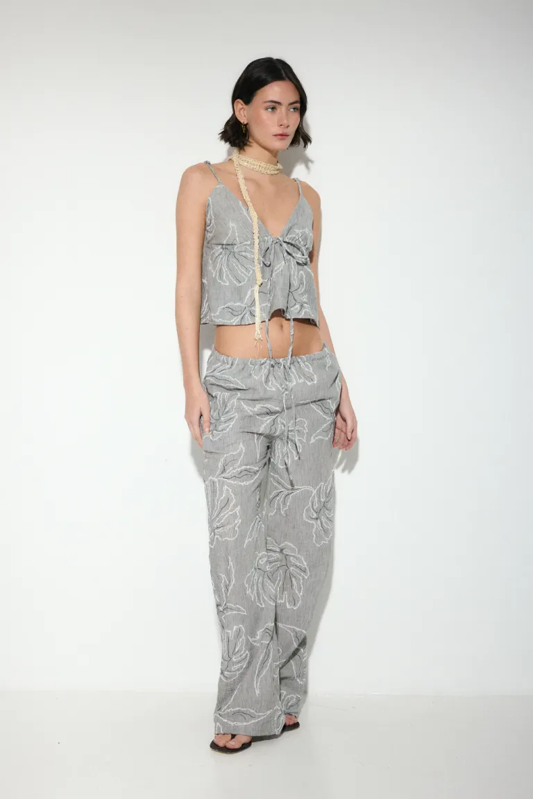 Pantalón Jimena Tiro Bajo con Bordado y Elástico en la Cintura de Audaz en Pantalones para argentina