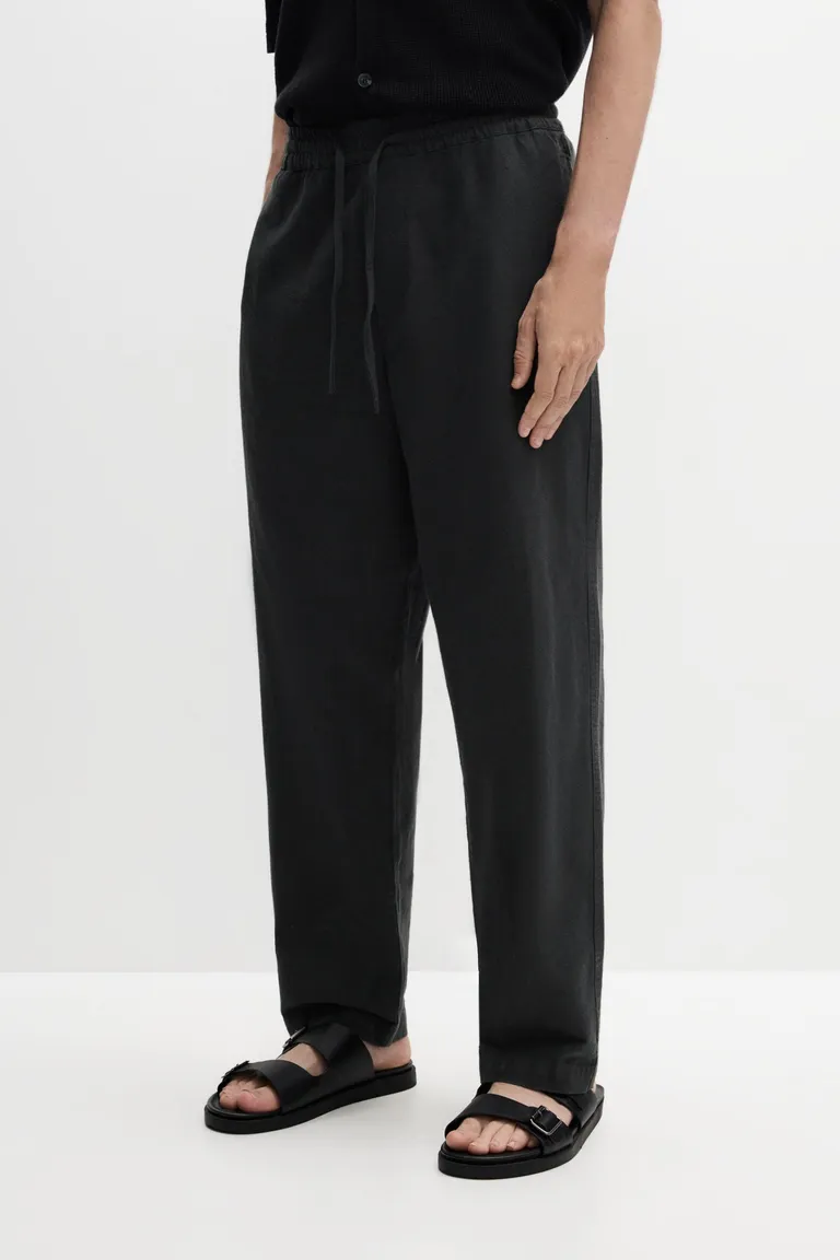 Pantalón estructura crepe de Lefties en Pantalones para argentina