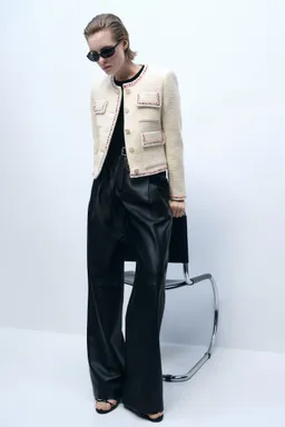 Chaqueta tweed ribetes contraste de Mango en Chaquetas para argentina
