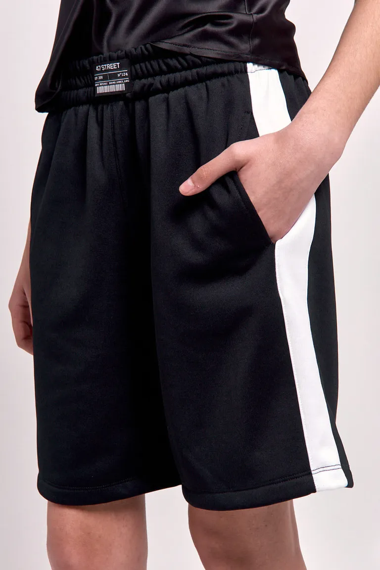 Shorts deportivos de mujer con franjas laterales a contraste y cintura elástica cómoda de 47 Street en Shorts para argentina