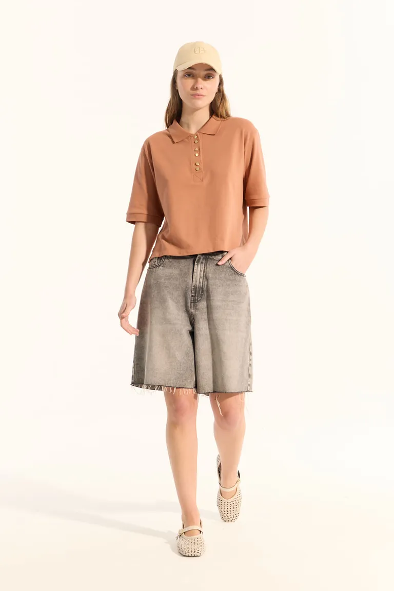 Remera de cuello polo con manga corta para mujer en tono marrón de Portsaid en Remeras para argentina