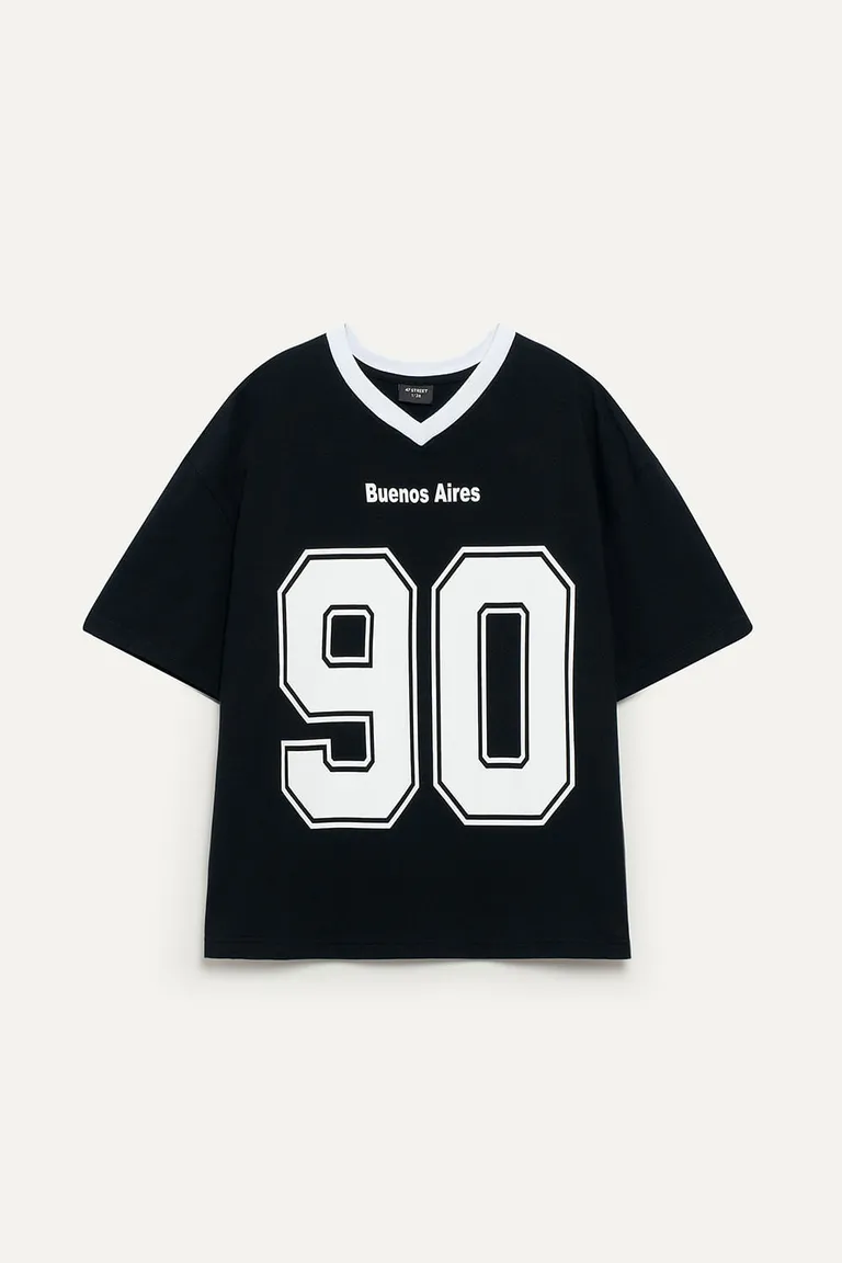 Remera negra oversize con estampa del número 90 para mujer de 47 Street en Remeras para argentina