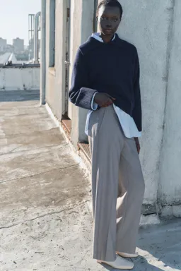 Pantalón wideleg tiro medio de Mango en Pantalones para argentina