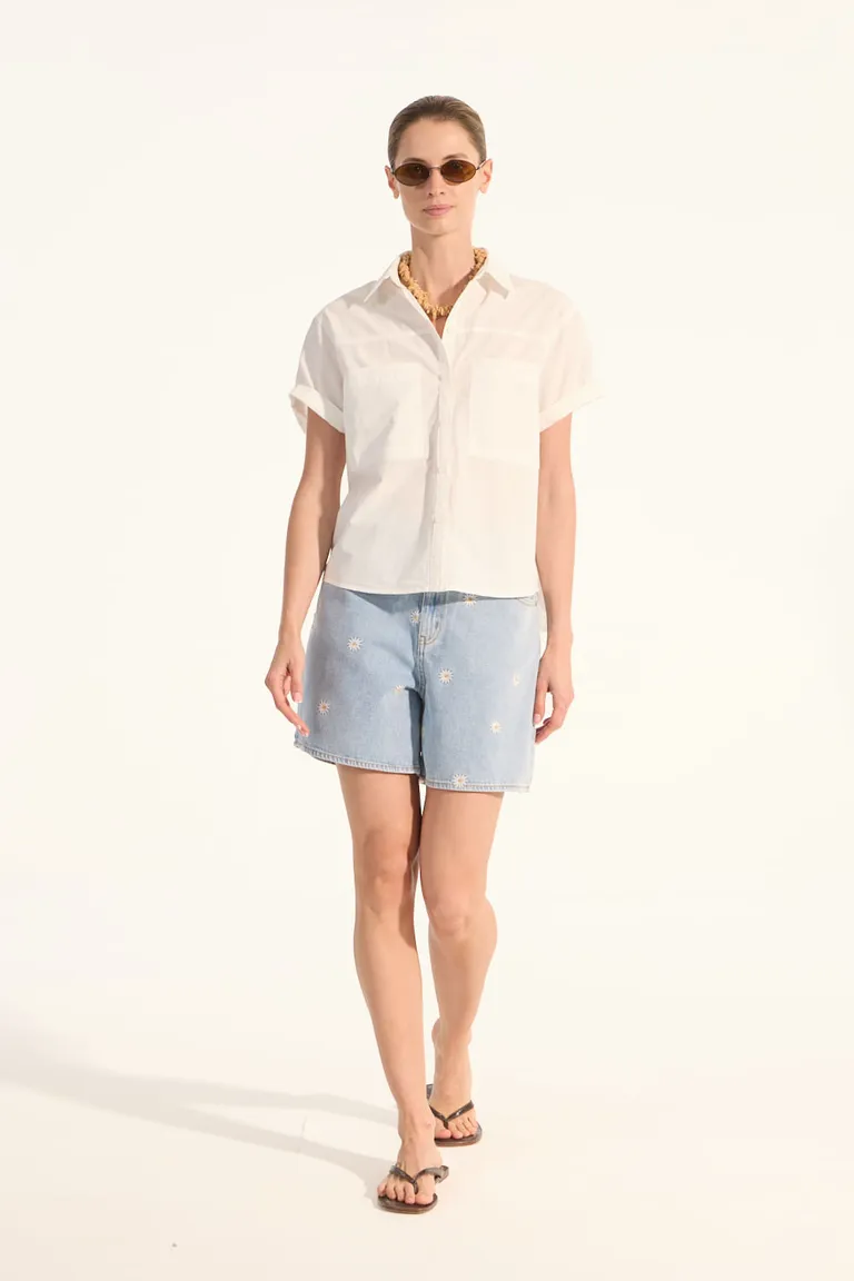 Shorts de denim con bordados florales de corte regular de Portsaid en Shorts para argentina