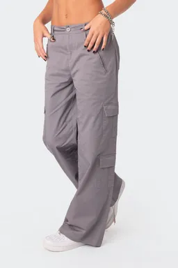 Pantalón cargo zaria de Edikted en Pantalones para argentina