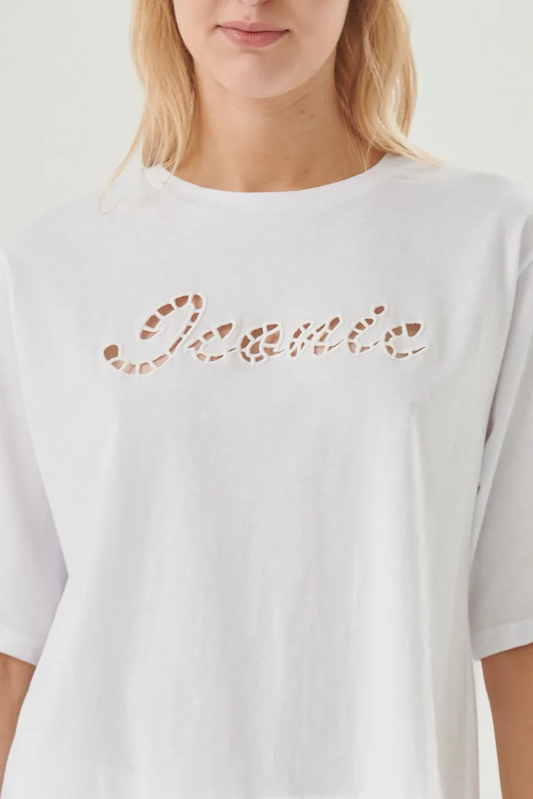 Remera de diseño único y llamativo, con un toque trendy para tu estilo urbano de Sweet en Remeras para argentina