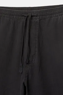 Jeans jogger urbanos de Pull&Bear en Pantalones para argentina
