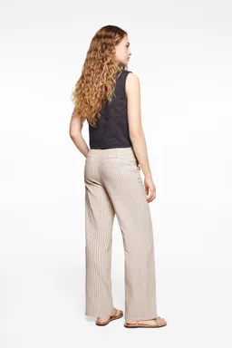 Pantalón recto rayas de Mango Teen en Pantalones para argentina