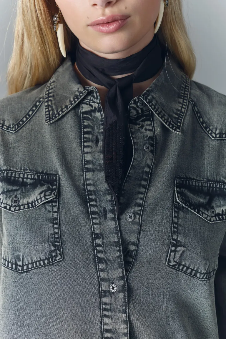 Camisa de manga larga en tejido de tencel con bordado en la espalda de Rapsodia en Camisas para argentina