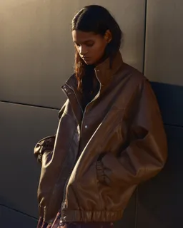 Campera oversize símil cuero de Bershka en Chaquetas para argentina