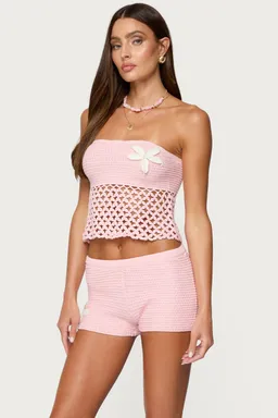 Top crochet strapless flor tahna de Edikted en Tops para argentina