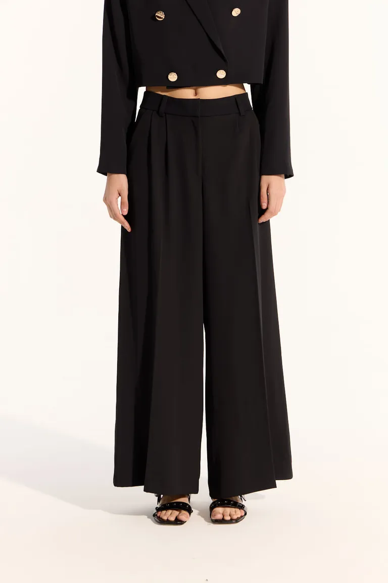 Pantalón ancho de diseño elegante y versátil para mujeres de Portsaid en Pantalones para argentina