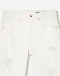 Bermuda denim con roturas de Bershka en Bermudas y Shorts para argentina