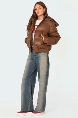 Puffer con capucha eco cuero de Edikted en Chaquetas para argentina