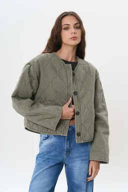 Chaqueta meg pistacho de Magda en Chaquetas para argentina