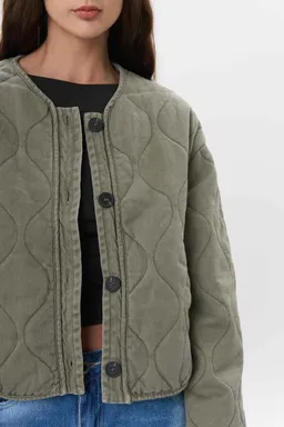 Chaqueta meg pistacho de Magda en Chaquetas para argentina