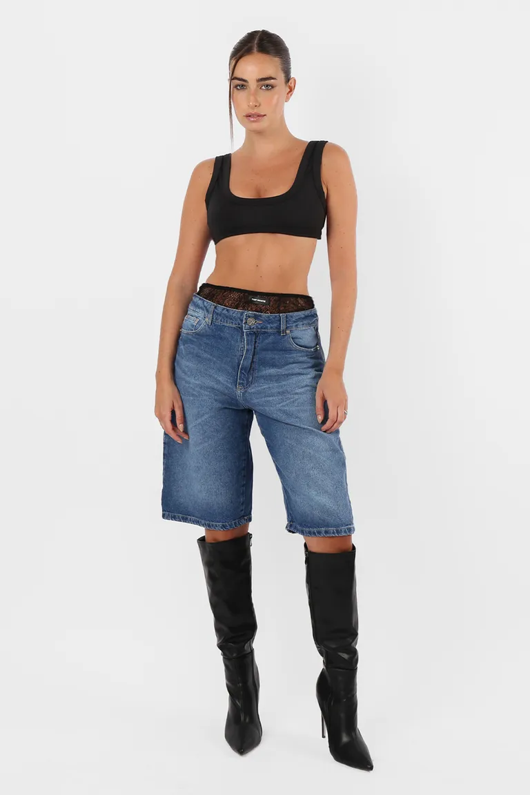 Bermuda de tiro medio en denim con diseño clásico y lavado artesanal de Top White en Pantalones para argentina